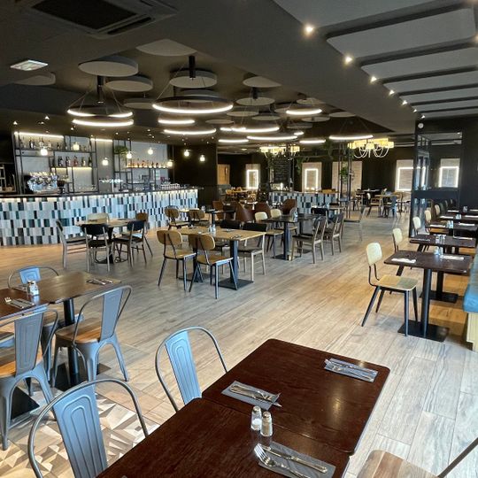 Unyc Brasserie