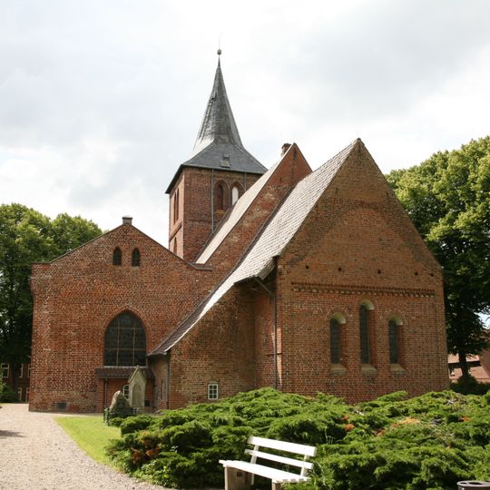 Kirche St. Antonius mit Ausstattung