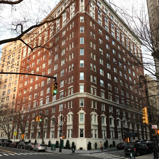 180 Riverside Drive