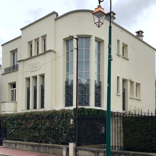 Maison, 56 rue du Docteur-Decorse