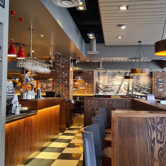 Frankie & Benny's