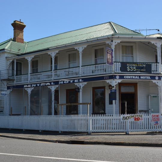 Central Hotel