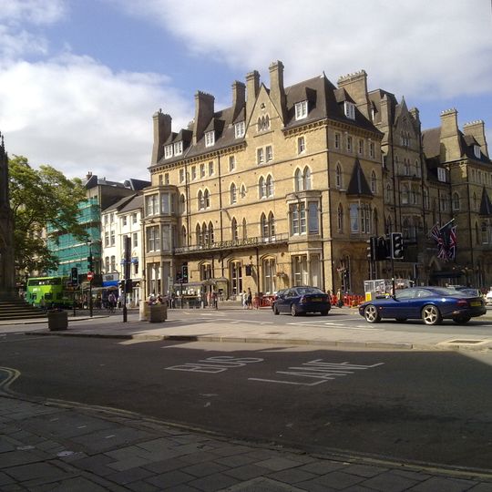 Macdonald Randolph Hotel