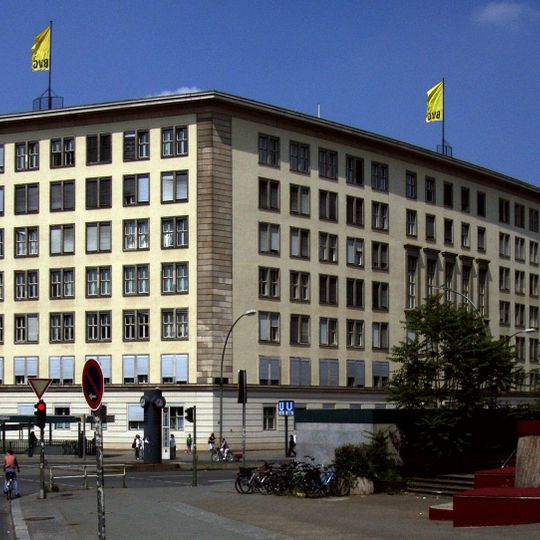 Verwaltungsgebäude Potsdamer Straße 188–192