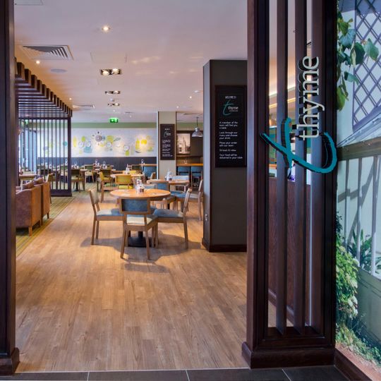 Premier Inn London Kensington hotel