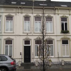 Woonhuis is gebouwd in eclectische stijl