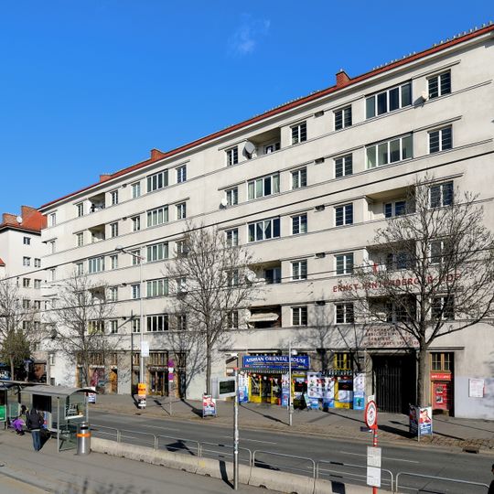 Ernst Hinterberger-Hof