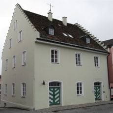 Schloßbergstraße 10