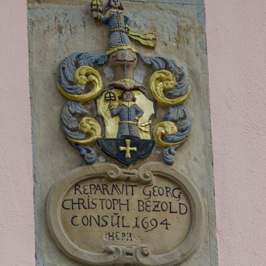 Schlegleinsweth 12, Wappentafel