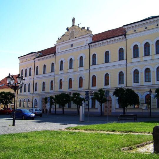 School at Alšovo náměstí in Písek