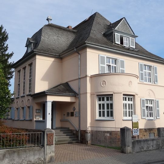 Haus Wilhelm-Leuschner-Straße 8