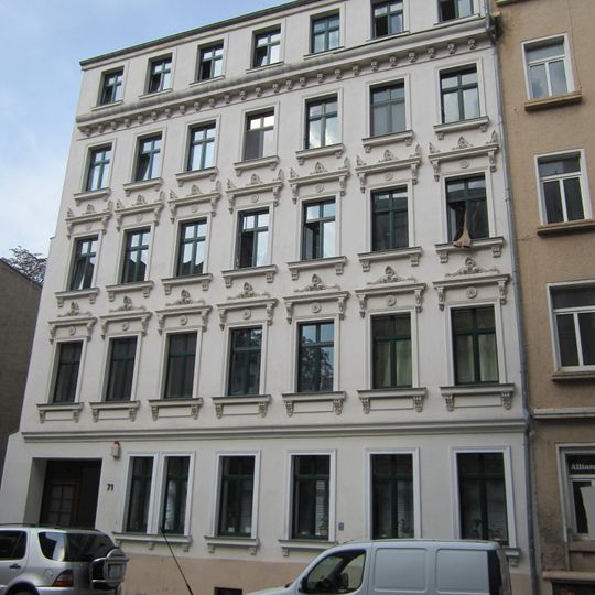 Mietshaus Mariannenstraße 71