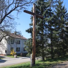 Kříž v Račerovicích