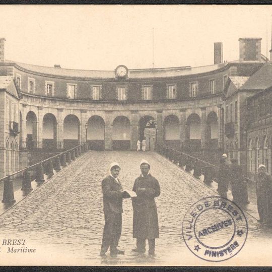 Hôpital d'Instruction des Armées Clermont-Tonnerre