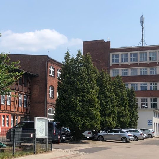 Maschinen- und Armaturenfabrik vormals C. Louis Strube AG