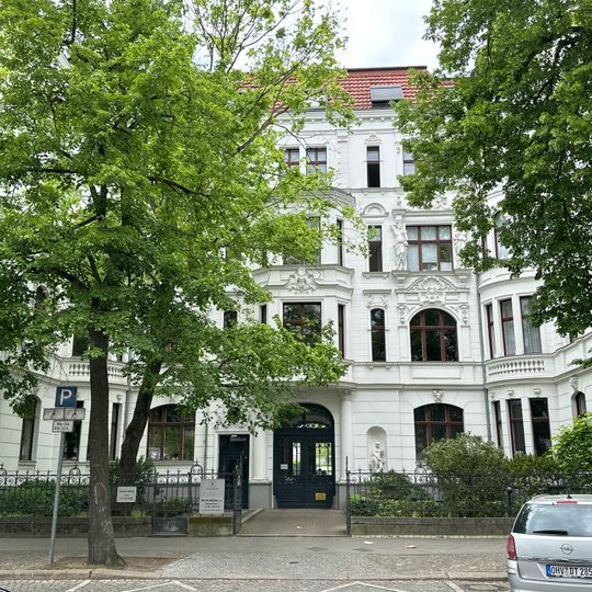 Mietshaus Schloßstraße 25