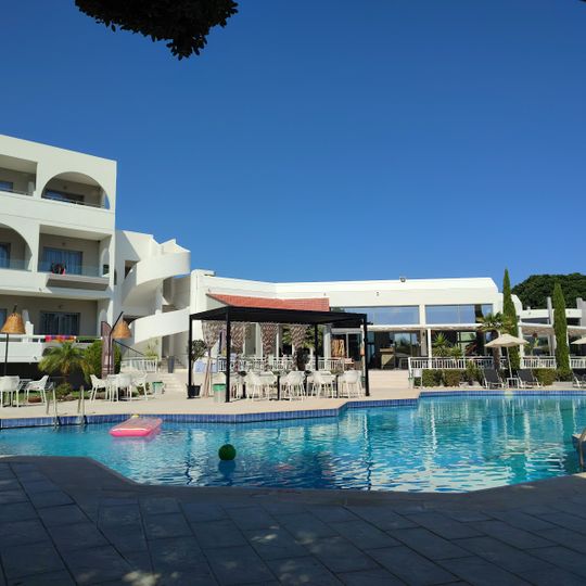 Happy Days Hotel