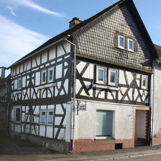 Westerwaldstraße 16