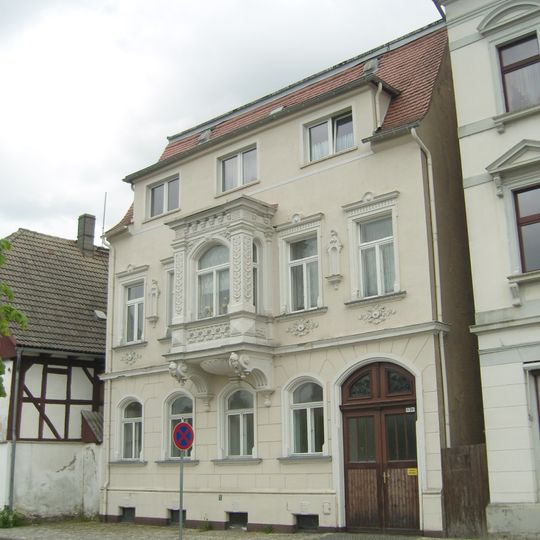 Ernst-Thälmann-Platz 5