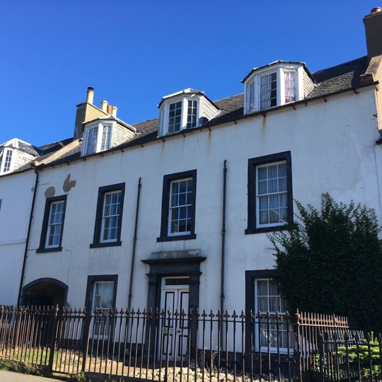 The Cliff, 3 George Street