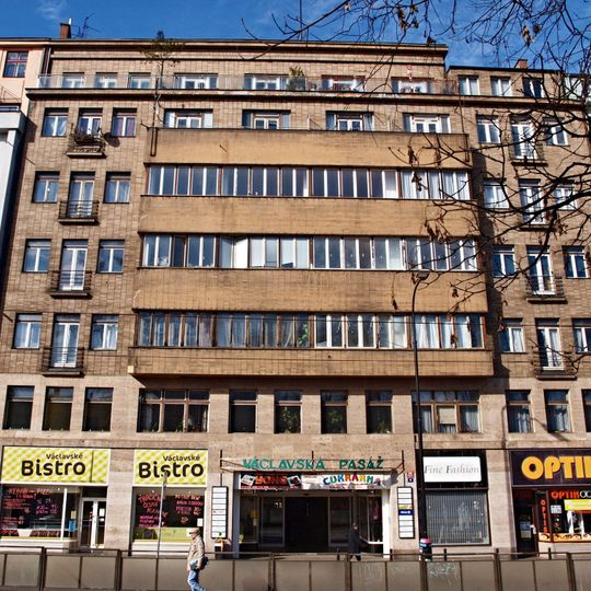 Dům zaměstnanců Penzijního ústavu československého průmyslu cukrovarnického