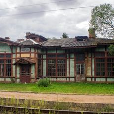 Здание вокзала бывшей станции Скворцово Бологое-Полоцкой железной дороги (Скворцово)