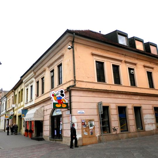 Dom s býv. Ľudovou hvezdárňou