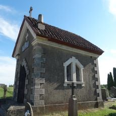 Paliepiai cemetery chapel