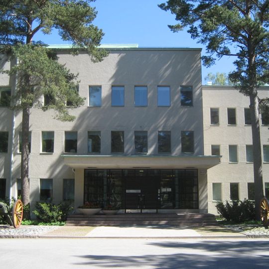 National Defence University