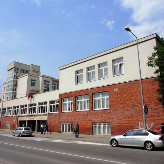 Okresná nemocenská poisťovňa