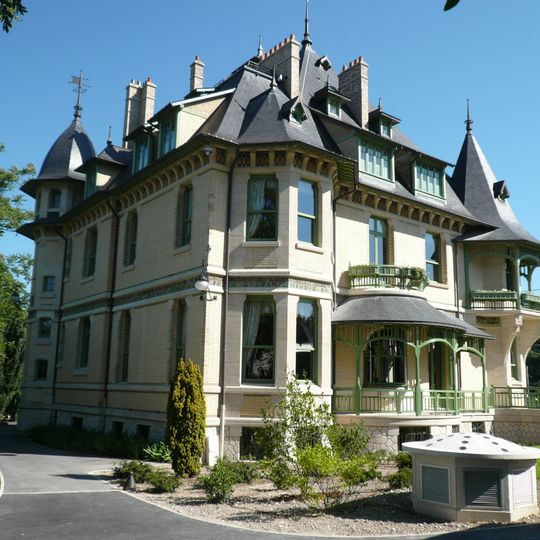 Villa Demoiselle