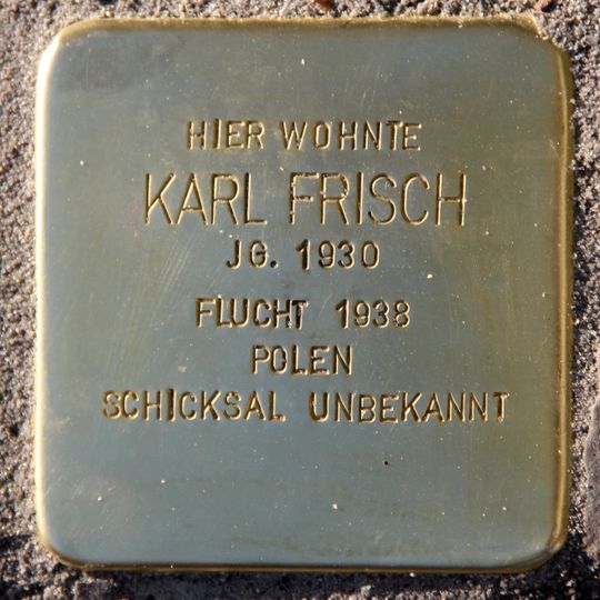 Stolperstein en memoria de Karl Frisch