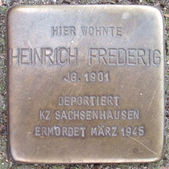 Stolperstein en memoria de Heinrich Frederig