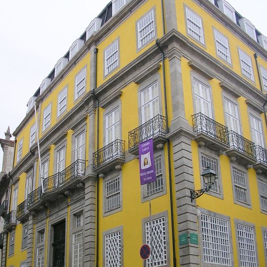 Edifício na Rua das Taipas, 76