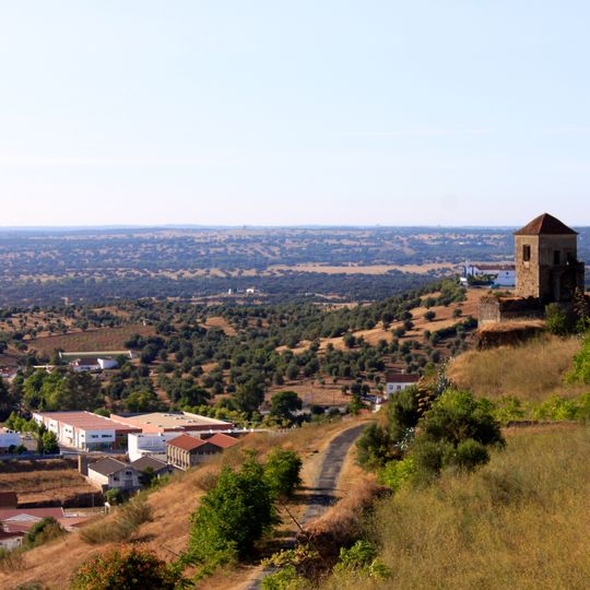 Ruínas da Igreja de Santa Maria do Bispo