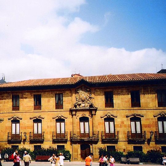 Palacio de Valdecarzana-Heredia