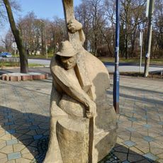 Statue