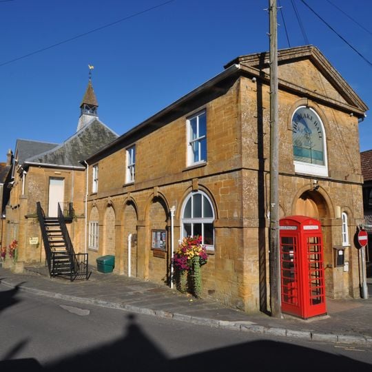 K6 Telephone Kiosk At Entrance To Blake Hall