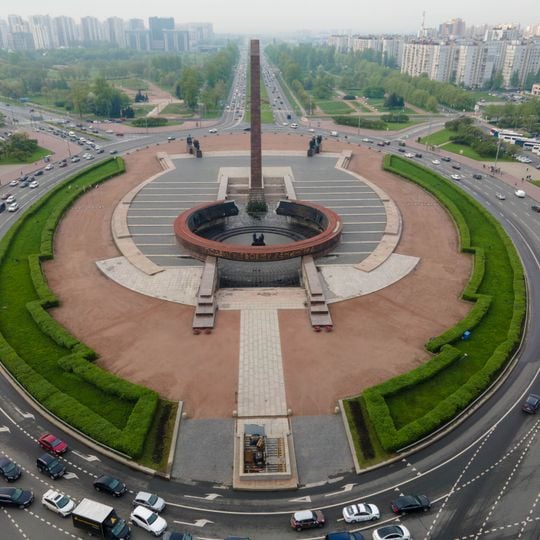 Monument to the Heroic Defenders of Leningrad