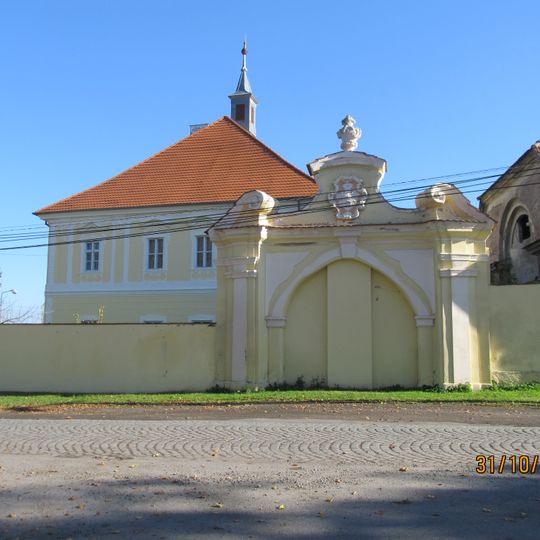 Hlízov Castle