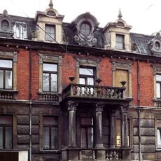 Kamienica (z oficyną)