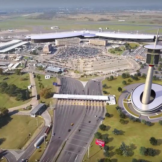 Ministro Pistarini International Airport