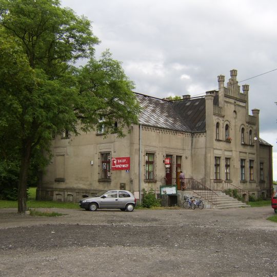 Manor in Pluskowęsy