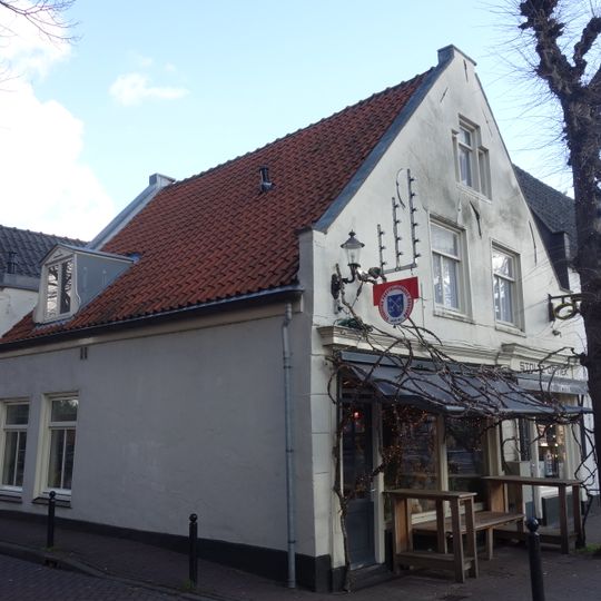 Gepleisterd hoekpand