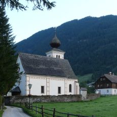 Friedhof mit Initienkapellen