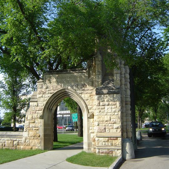 Memorial Gates