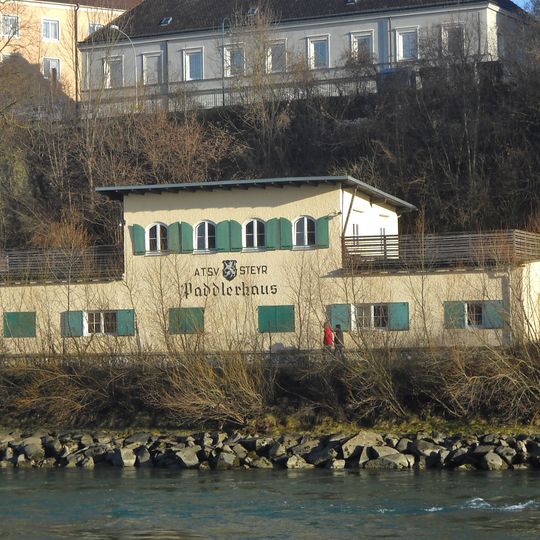 Klubhaus, Paddlerhaus