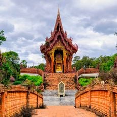 Wat Phu Khao Kaeo