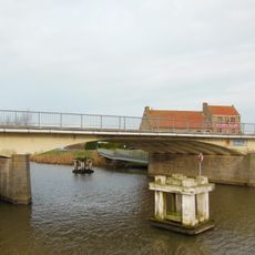 Uniebrug