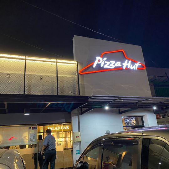 Pizza Hut
